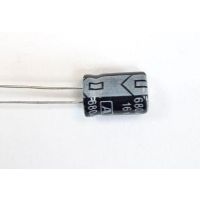 CAP-680UF-16V-DIP-13mm